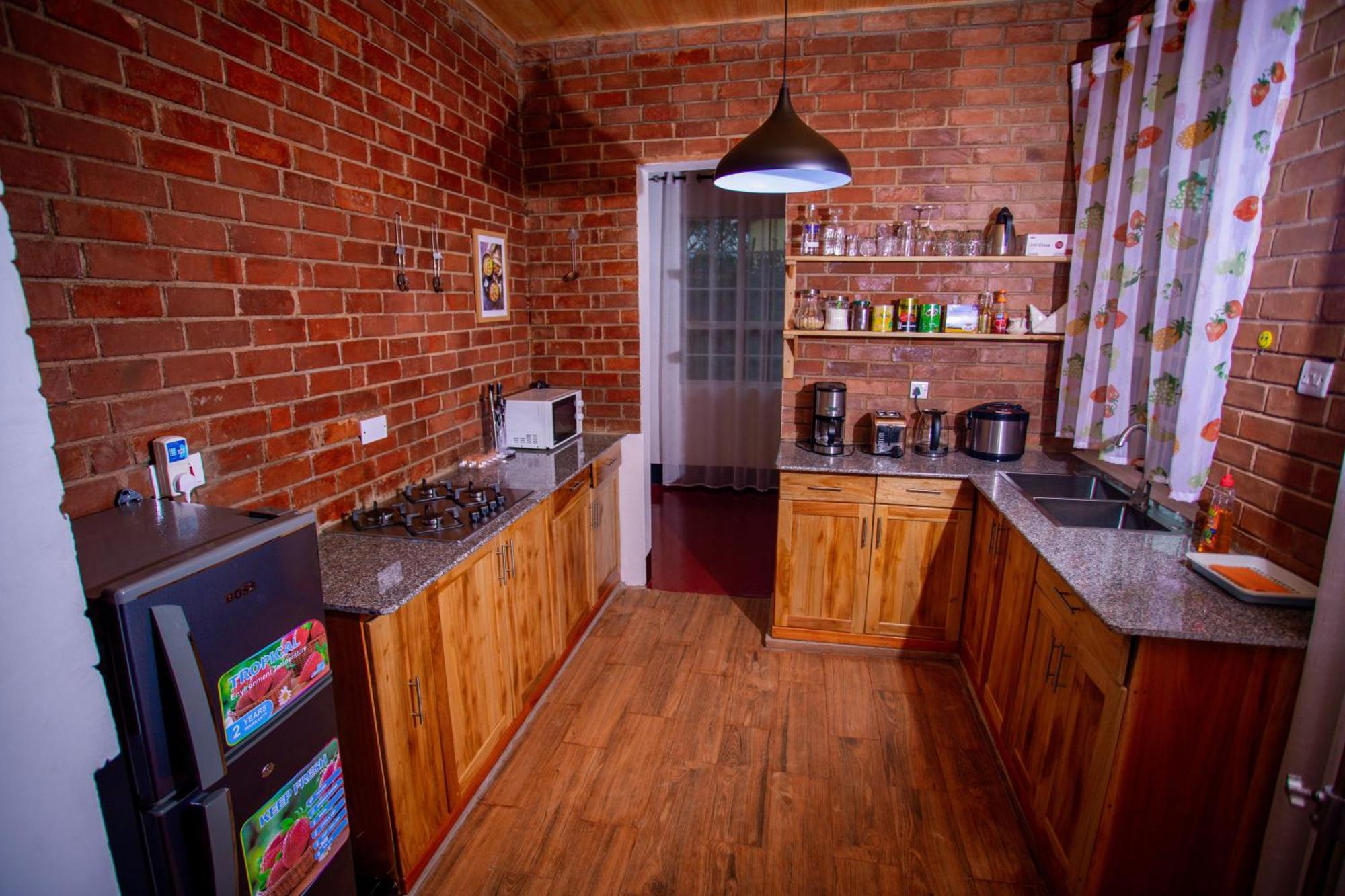 Royal Homestay Moshi Luaran gambar
