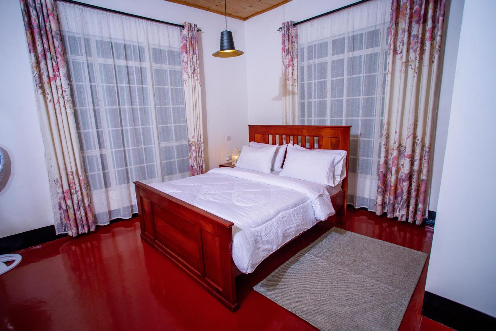 Royal Homestay Moshi Luaran gambar