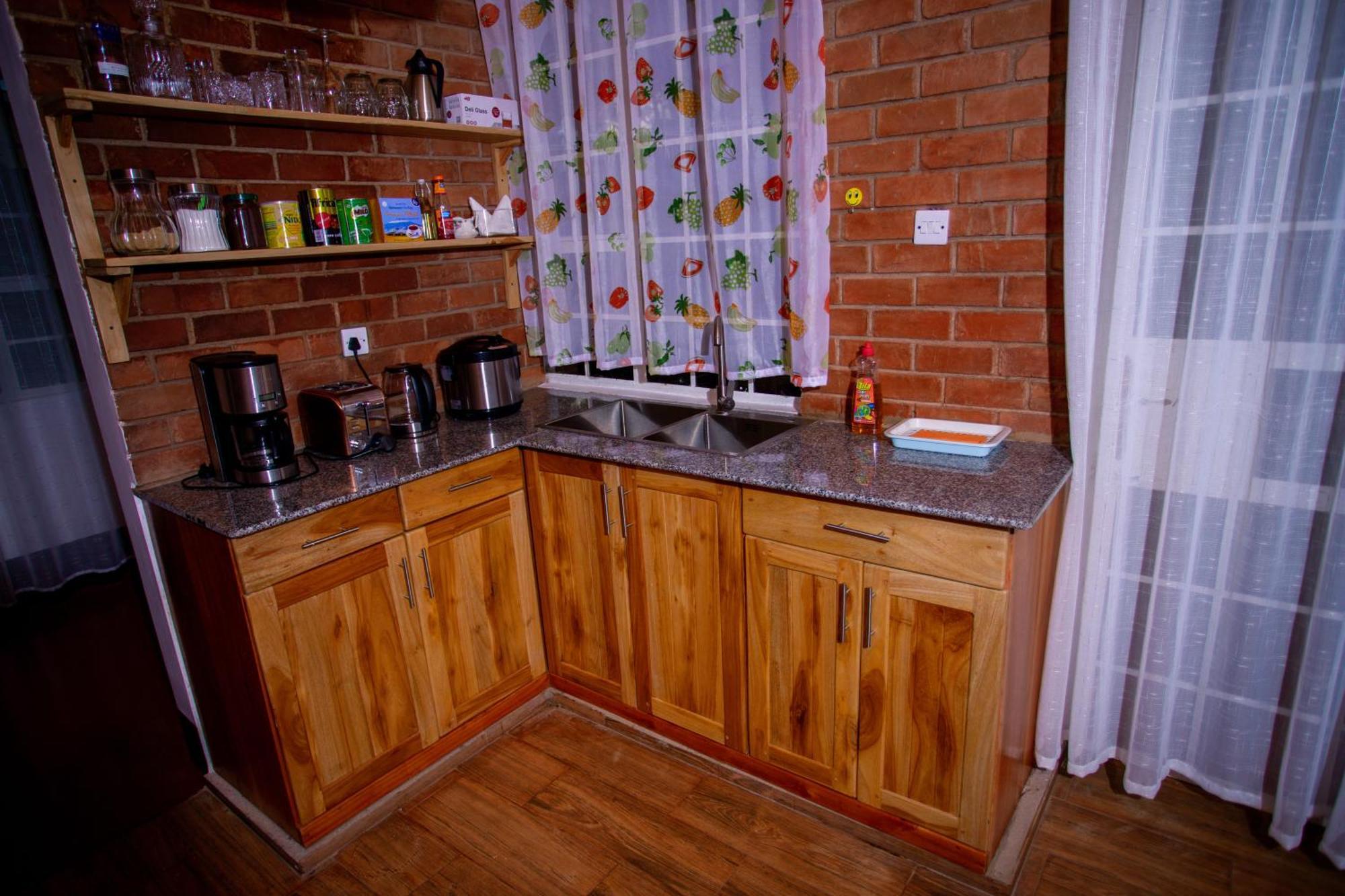 Royal Homestay Moshi Luaran gambar