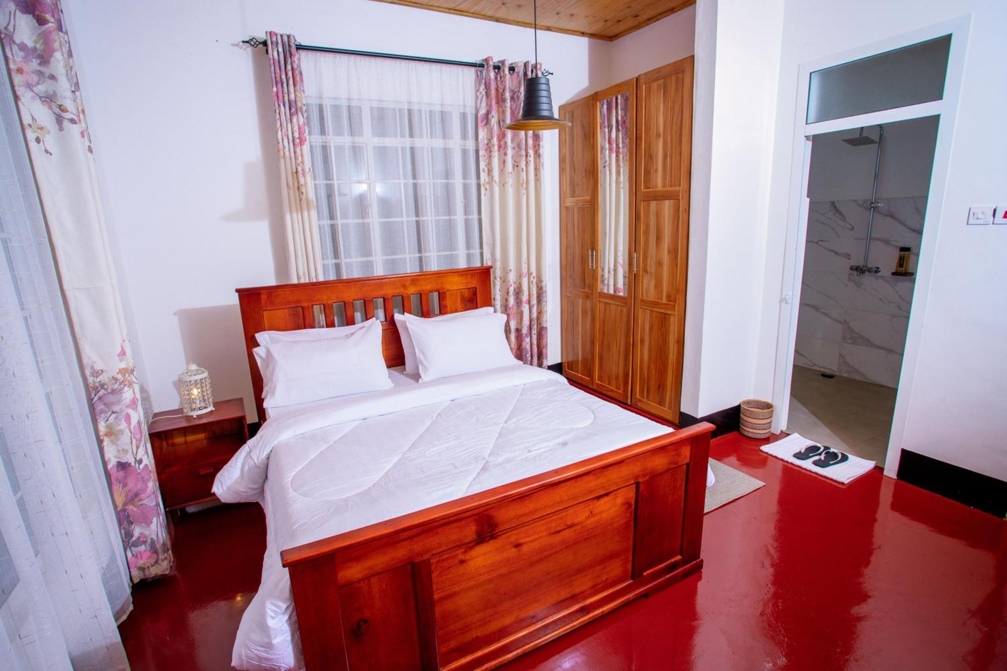 Royal Homestay Moshi Luaran gambar