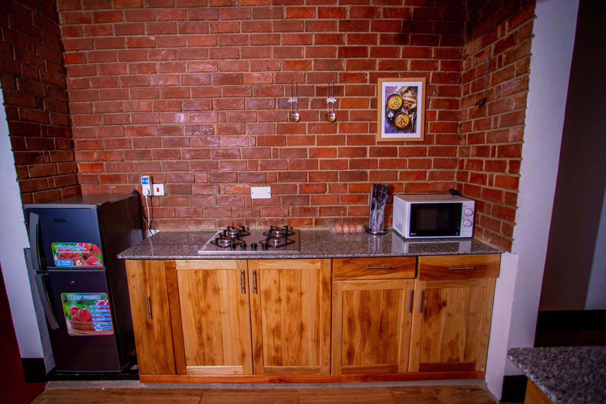 Royal Homestay Moshi Luaran gambar