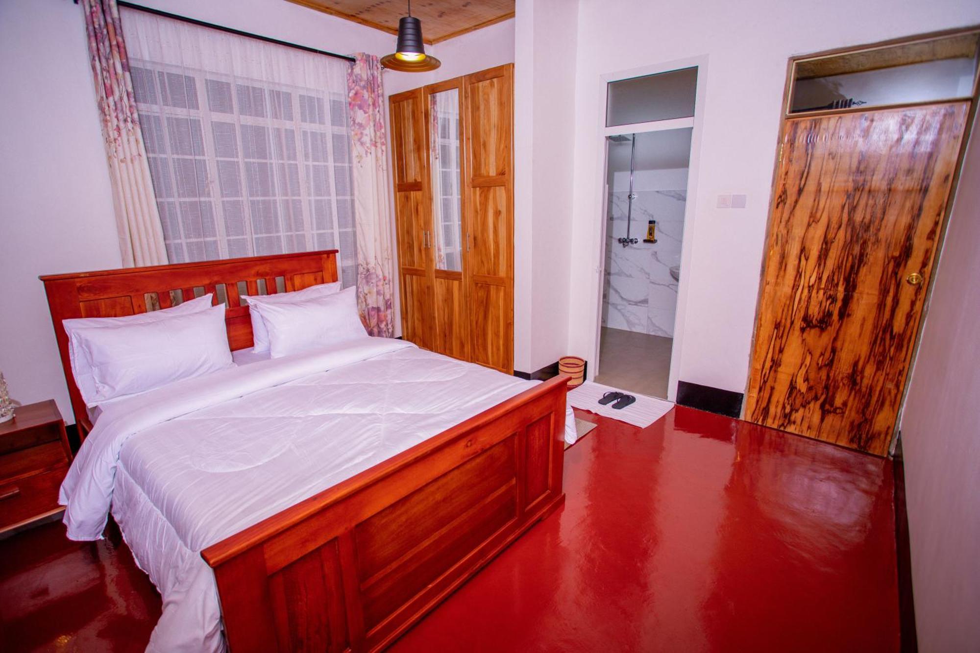 Royal Homestay Moshi Luaran gambar