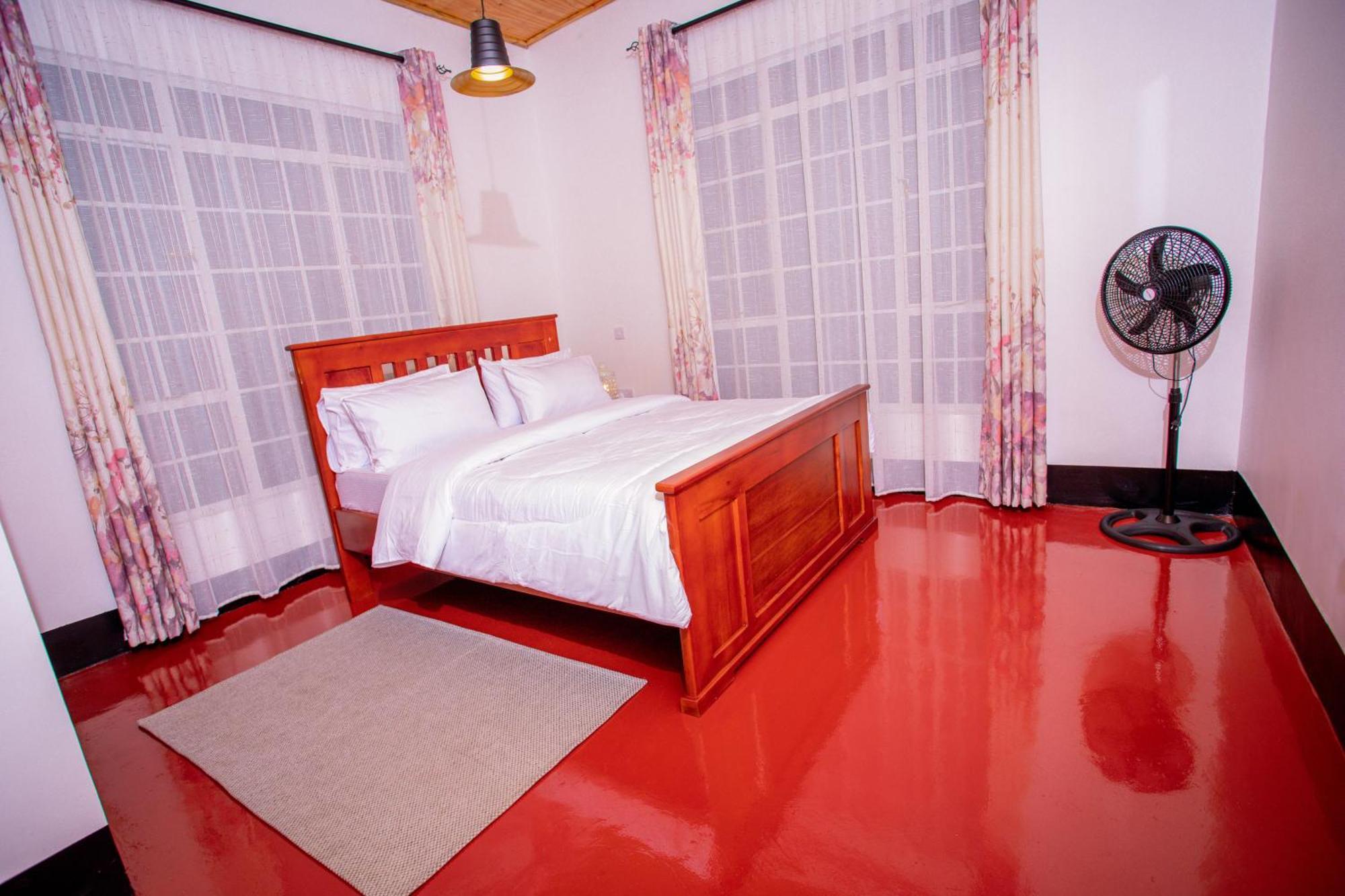 Royal Homestay Moshi Luaran gambar
